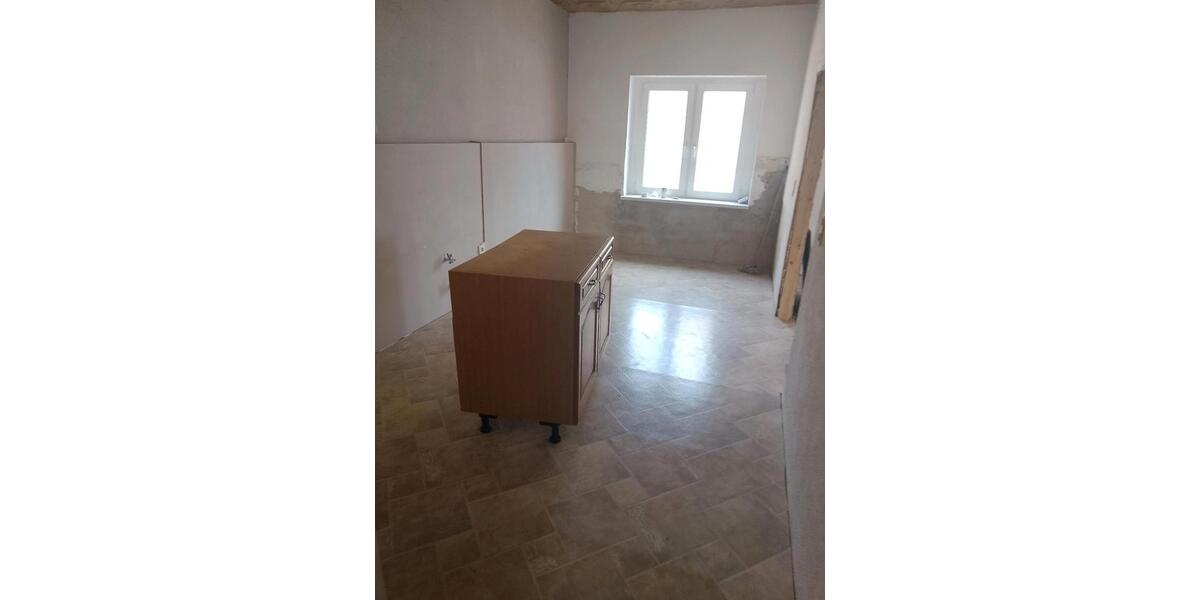 Einfamilienhaus Seegebiet Mansfelder Land - 7 Zimmer, 200 m&sup2;, 83.000&euro; | Angebot:26657379