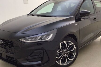Ford Focus 12.350 km 26.980 € Leipzig 04179