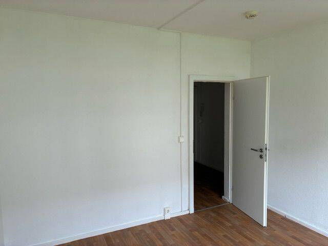 Etagenwohnung Halle (Saale) Südliche Neustadt - 2 Zimmer, 41 m&sup2;, 252&euro; | Angebot:26804971