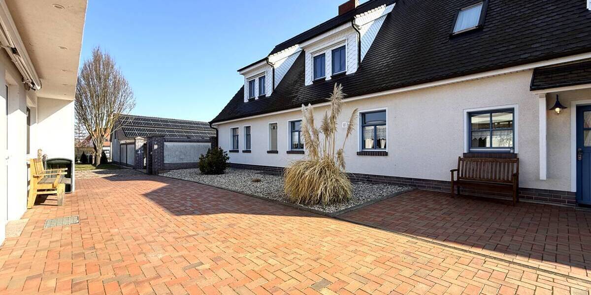 Einfamilienhaus Weißandt-Gölzau Klein-Weißandt - 8 Zimmer, 233 m&sup2;, 499.000&euro; | Angebot:26036794