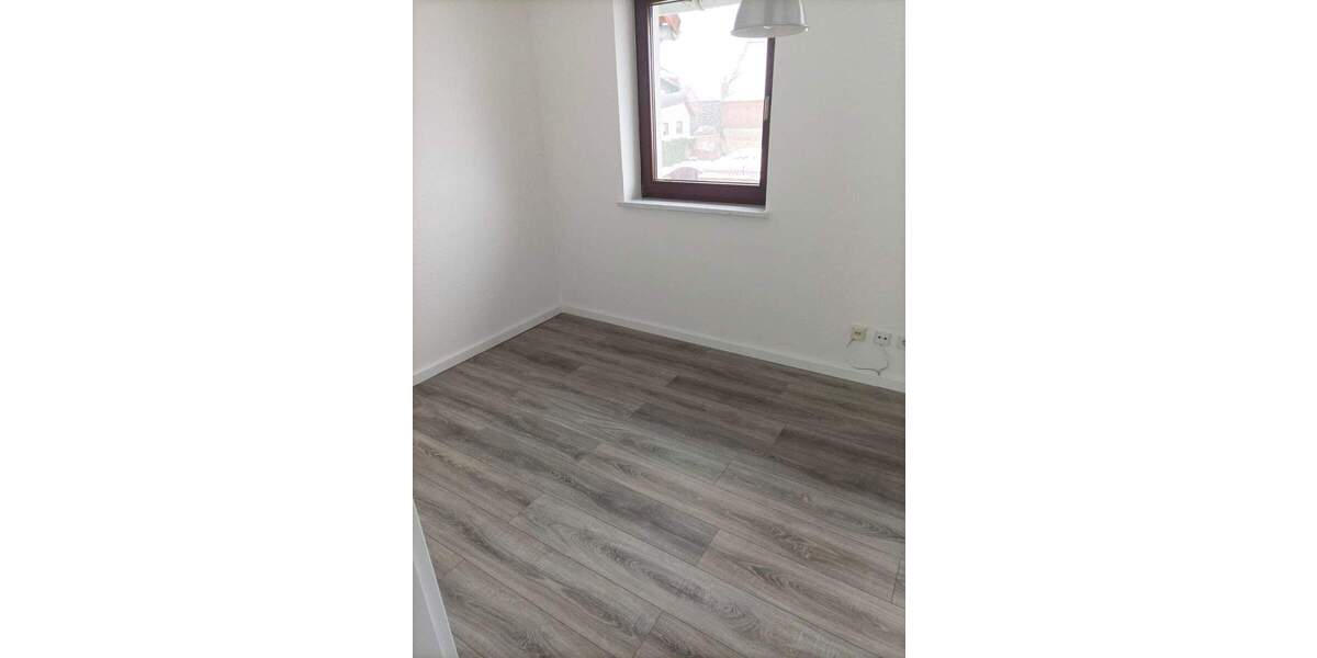 Doppelhaushälfte Leuna Zöschen - 4 Zimmer, 102 m&sup2;, 300.000&euro; | Angebot:24808711