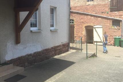 Wohnung Wettin-Löbejün Löbejün - 1 Zimmer, 24 m&sup2;, 325&euro; | Angebot:25959293