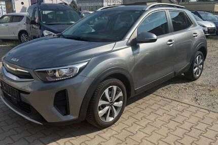 Kia Stonic 17.600 km 14.999 € Halle (Saale) 06112