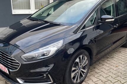Ford S-Max 77.889 km 28.999 € Leuna 06237