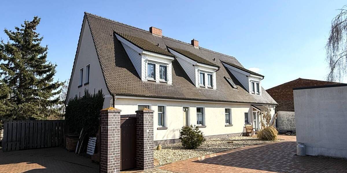 Einfamilienhaus Weißandt-Gölzau Klein-Weißandt - 8 Zimmer, 233 m&sup2;, 499.000&euro; | Angebot:26036794