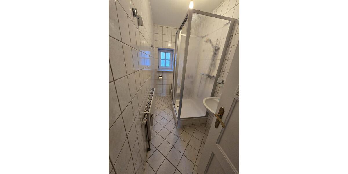 Etagenwohnung Bad Lauchstädt - 2 Zimmer, 46 m&sup2;, 280&euro; | Angebot:24766027