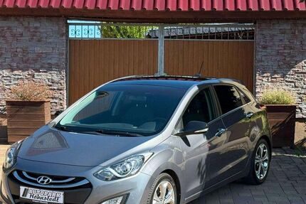 Hyundai i30 87.582 km 9.999 &euro; Salzatal 06198