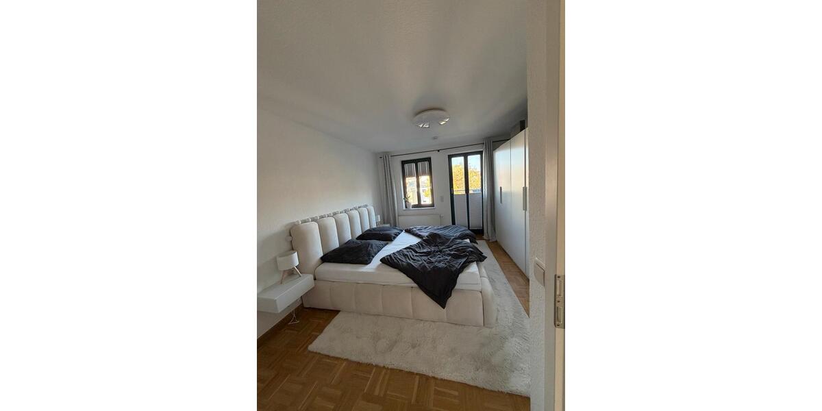 Dachgeschoßwohnung Halle (Saale) - 2 Zimmer, 70 m&sup2;, 690&euro; | Angebot:27628344