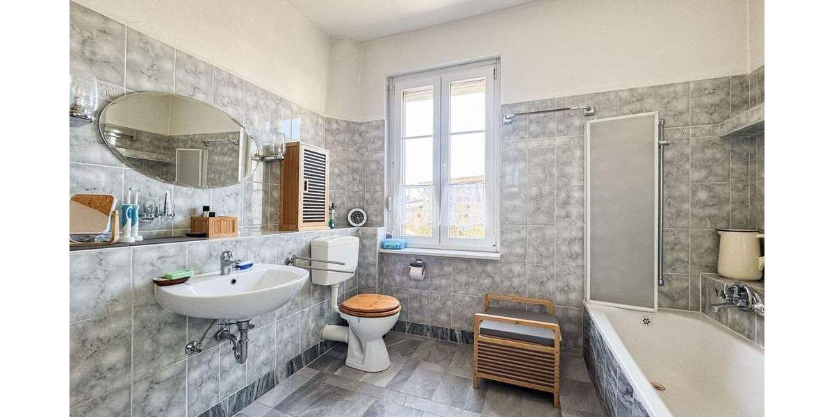 Mehrfamilienhaus, Wohnhaus Halle (Saale) Kanena-Bruckdorf - 9 Zimmer, 120 m&sup2;, 450.000&euro; | Angebot:26188224