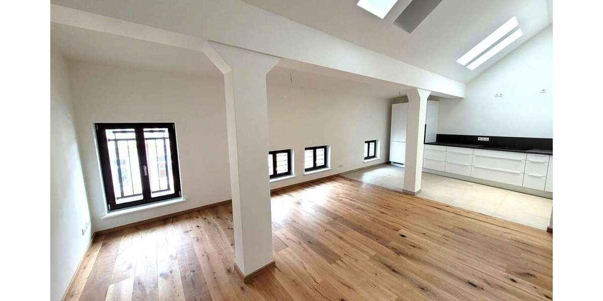 Etagenwohnung Halle (Saale) Südliche Innenstadt - 2 Zimmer, 72 m&sup2;, 865&euro; | Angebot:26790679