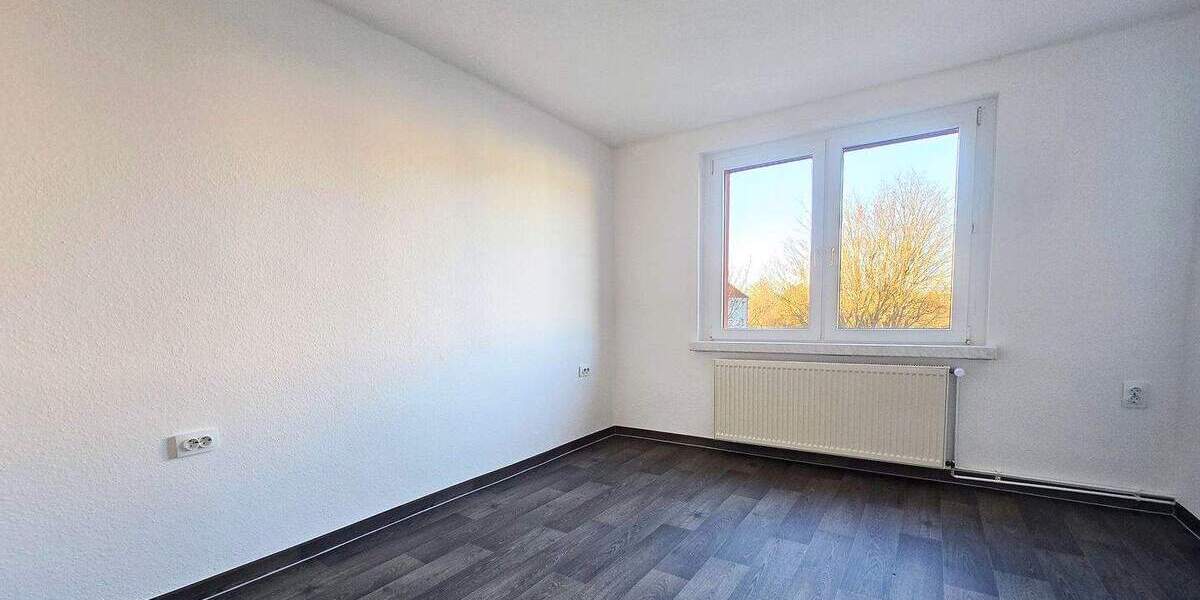 Etagenwohnung Köthen (Anhalt) Köthen - 4 Zimmer, 68 m&sup2;, 470&euro; | Angebot:24577474