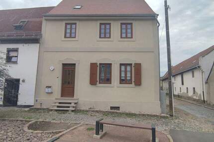 Wohnung Zörbig - 3 Zimmer, 80 m&sup2;, 580&euro; | Angebot:24056795