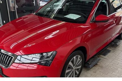 Skoda Superb 127.074 km 23.920 &euro; Halle (Saale) 06110