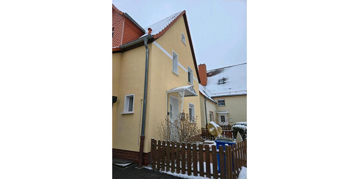 Einfamilienhaus Leuna - 3 Zimmer, 84 m&sup2;, 160.000&euro; | Angebot:24961861