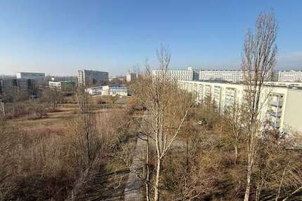 Wohnung Halle Neustadt - 4 Zimmer, 70 m&sup2;, 420&euro; | Angebot:26143112