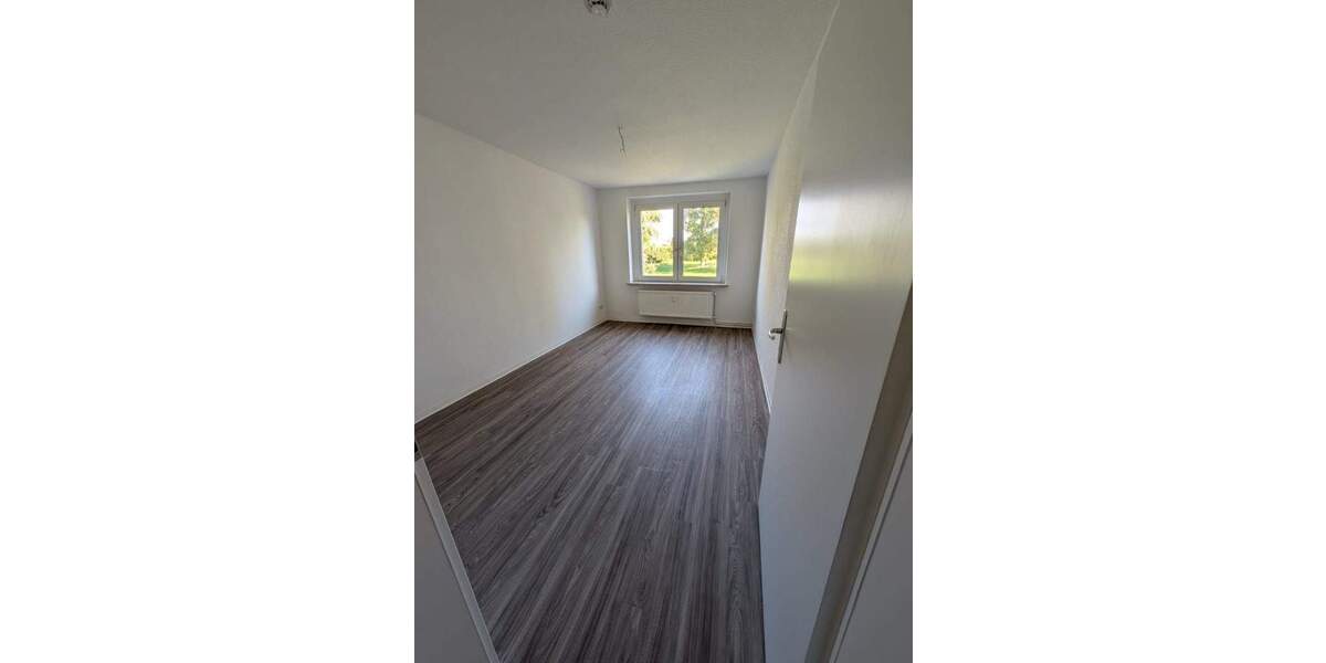 Etagenwohnung Schkeuditz Dölzig - 3 Zimmer, 56 m&sup2;, 504&euro; | Angebot:25663824