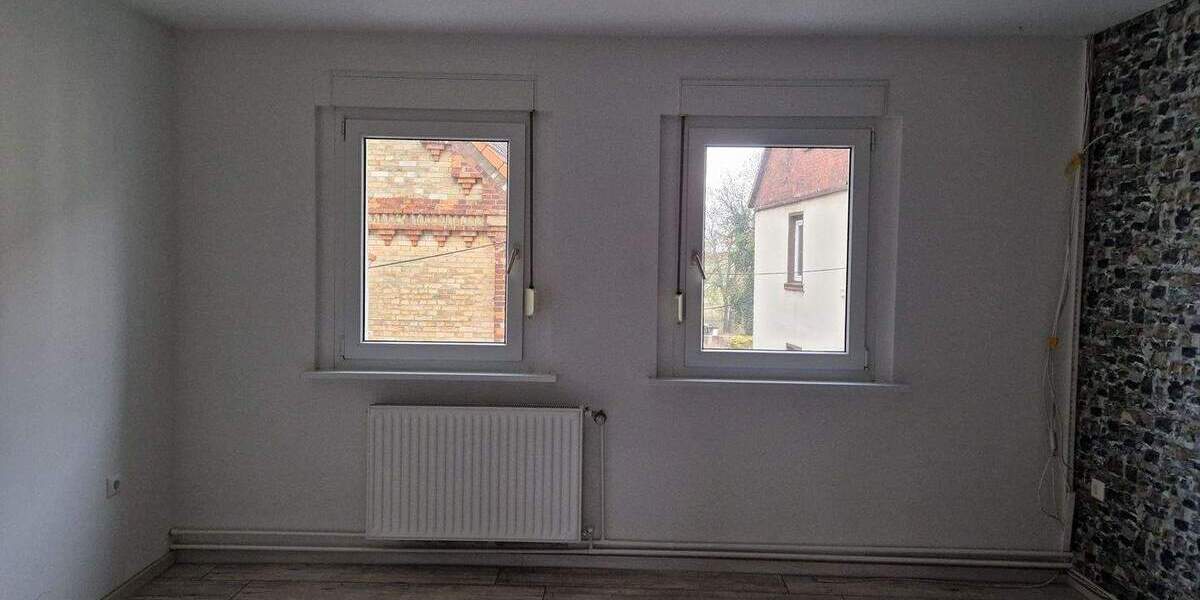 Mehrfamilienhaus, Wohnhaus Bad Lauchstädt - 1 Zimmer, 210 m&sup2;, 320.000&euro; | Angebot:25733957