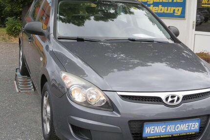 Hyundai i30 104.000 km 4.940 &euro; Halle/ Saale 06116