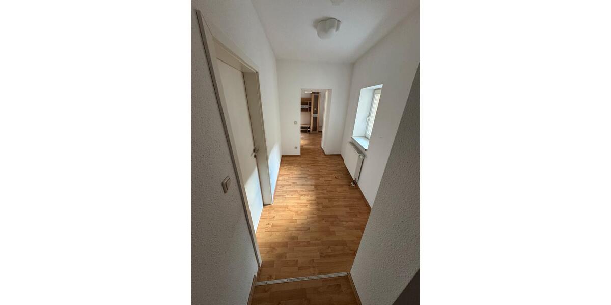 Etagenwohnung Halle (Saale) Frohe Zukunft - 2 Zimmer, 50 m&sup2;, 400&euro; | Angebot:25055381