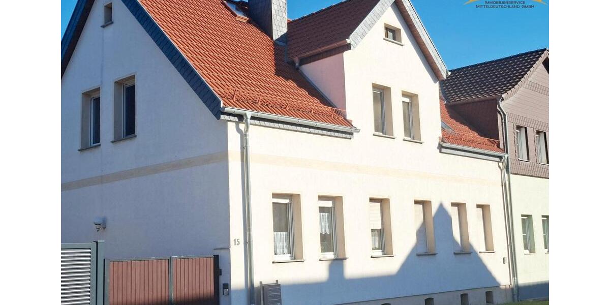 Dachgeschoßwohnung Eisleben (Lutherstadt) - 2 Zimmer, 69 m&sup2;, 483&euro; | Angebot:26177818