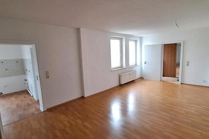 Wohnung Markranstädt - 4 Zimmer, 125 m&sup2;, 1.125&euro; | Angebot:25959627
