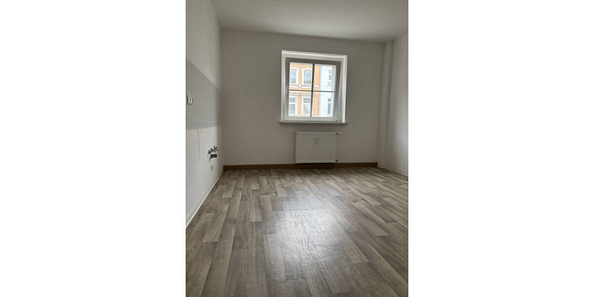 Etagenwohnung Halle Freiimfelde - 3 Zimmer, 65 m&sup2;, 530&euro; | Angebot:26257236