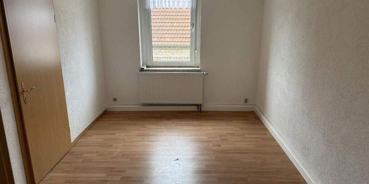 Mehrfamilienhaus, Wohnhaus Röblingen am See Röblingen am See - 1 Zimmer, 220 m&sup2;, 260.000&euro; | Angebot:25820146