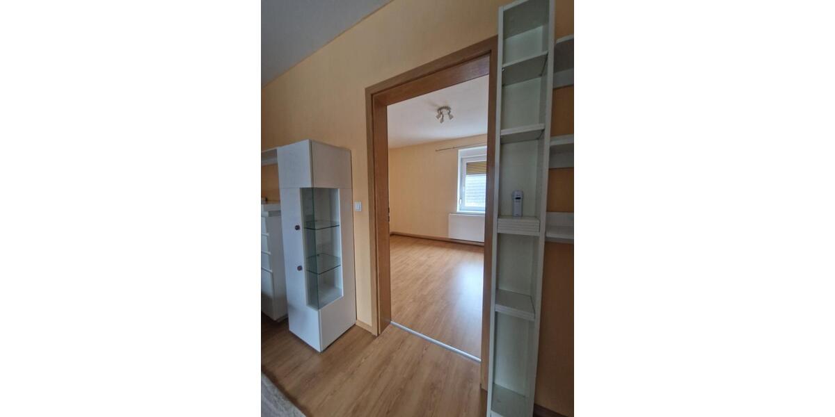 Etagenwohnung Sandersdorf-Brehna Torna - 2 Zimmer, 45 m&sup2;, 10&euro; | Angebot:26060171