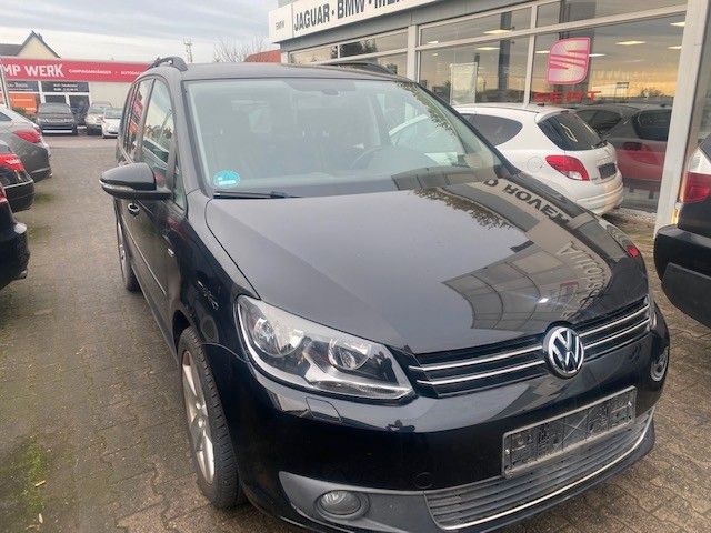 VW Touran 154.000 km 8.500 &euro; Halle/Saale 06116