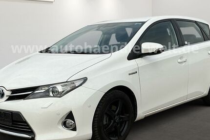 Toyota Auris 149.604 km 9.499 &euro; Brehna 06796