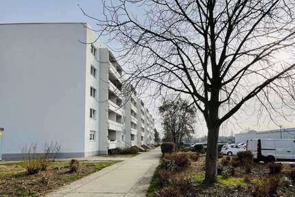Wohnung Halle (Saale) Silberhöhe - 3 Zimmer, 57 m&sup2;, 330&euro; | Angebot:27207864
