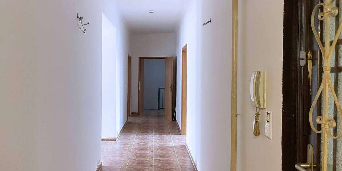 Etagenwohnung Halle Nördliche Innenstadt - 5 Zimmer, 196 m&sup2;, 1.570&euro; | Angebot:24453150