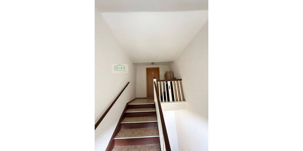 Etagenwohnung Sandersdorf-Brehna Sandersdorf - 4 Zimmer, 105 m&sup2; | Angebot:23833546