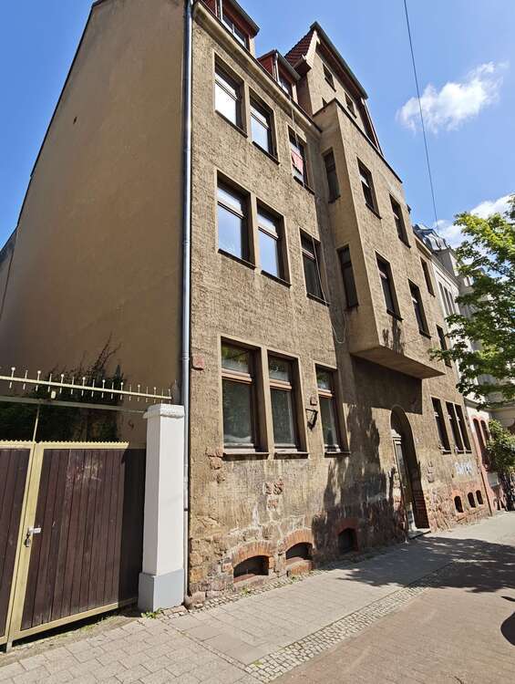 Wohnung zum Mieten in Halle 568 € 98 m²