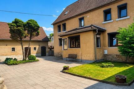 Haus Querfurt - 10 Zimmer, 196 m&sup2;, 179.000&euro; | Angebot:26705709