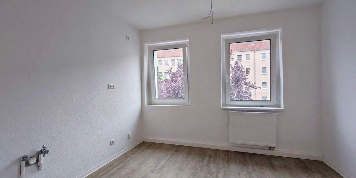 Etagenwohnung Merseburg - 3 Zimmer, 71 m&sup2;, 427&euro; | Angebot:25800673