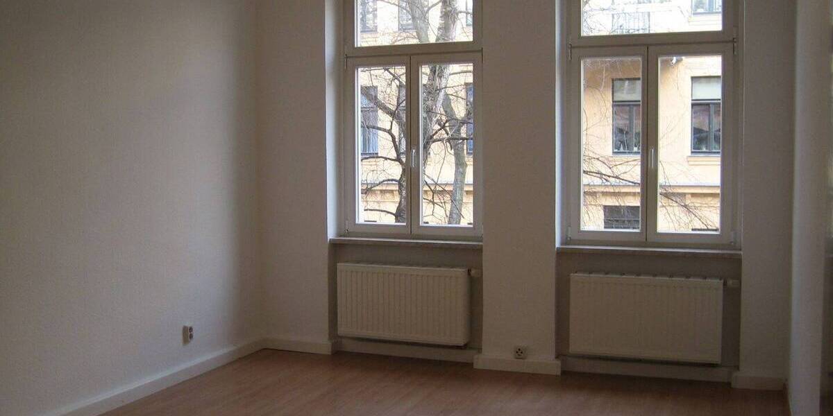 Etagenwohnung Halle Innenstadt - 2 Zimmer, 67 m&sup2;, 470&euro; | Angebot:26920891