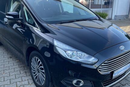 Ford S-Max 69.998 km 20.999 &euro; Leuna 06237