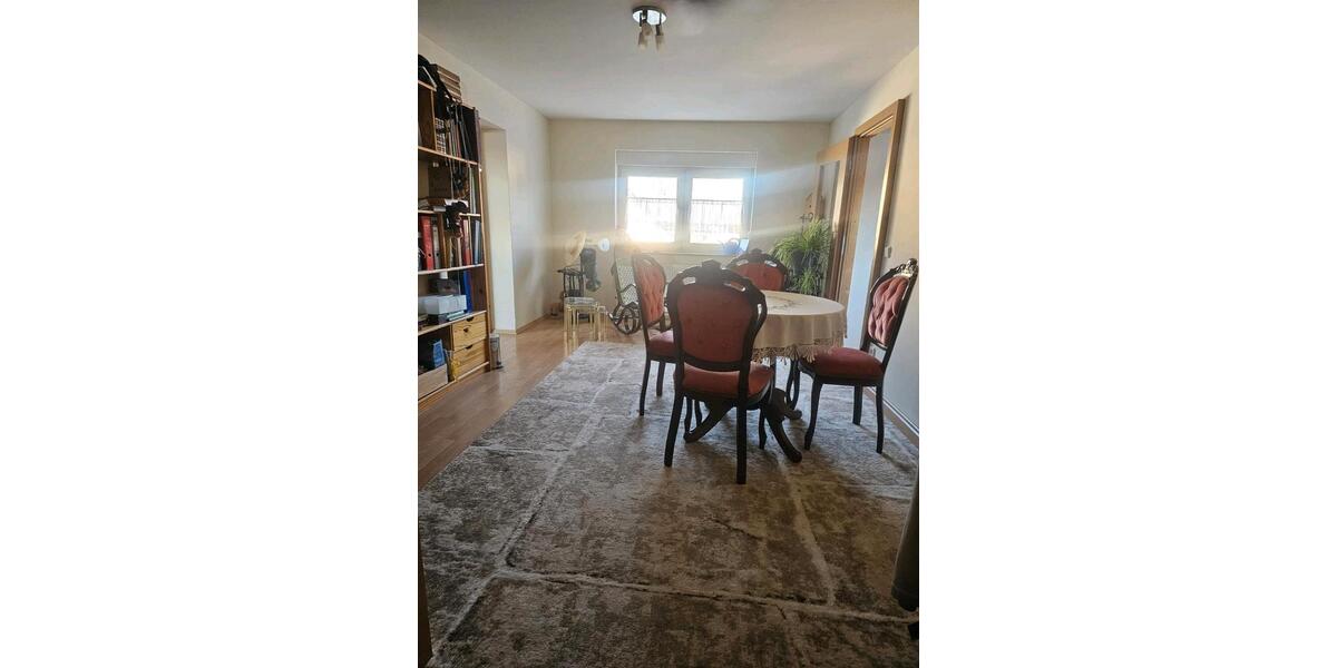 Mehrfamilienhaus, Wohnhaus Bad Lauchstädt - 7 Zimmer, 225 m&sup2;, 370.000&euro; | Angebot:25990111