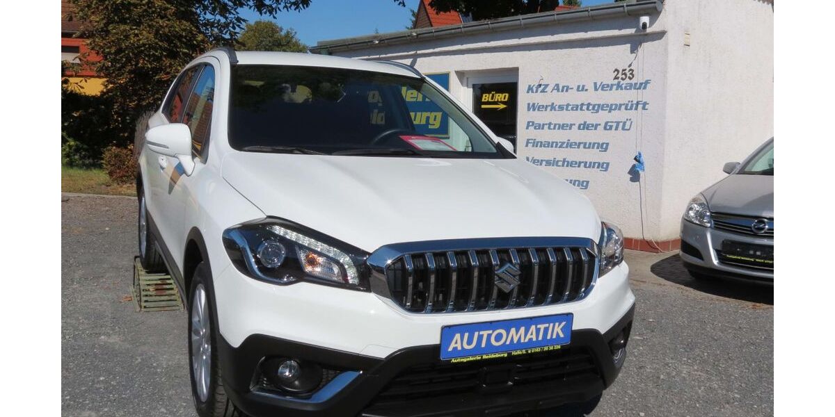 Suzuki (SX4) S-Cross 43.300 km 18.640 &euro; Halle/ Saale 06116