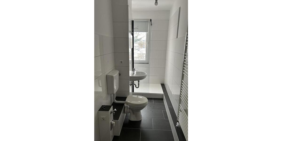 Etagenwohnung Bad Dürrenberg - 3 Zimmer, 61 m&sup2;, 354&euro; | Angebot:25234352