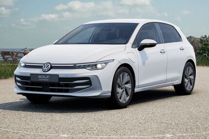 VW Golf 3.000 km 42.890 &euro; Halle (Saale) 06110