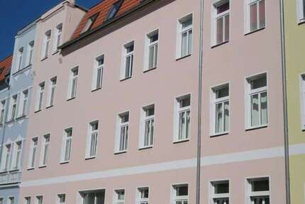 Wohnung Halle/S. S. - 5 Zimmer, 101 m&sup2;, 758&euro; | Angebot:25044265