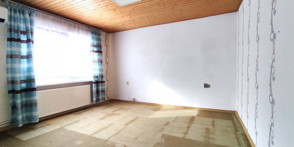 Doppelhaushälfte Bitterfeld-Wolfen Greppin - 4 Zimmer, 120 m&sup2;, 118.000&euro; | Angebot:25704653