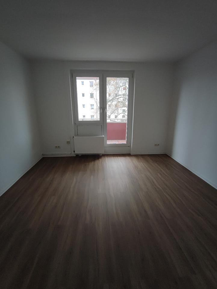 Dreiraumwohnung im 1.Obergeschoss- ab sofort frei! zimmer