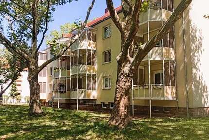 Wohnung zum Mieten in Halle 487 € 58.71 m²