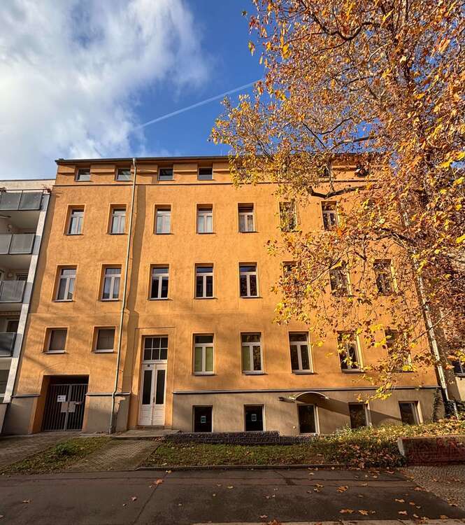 Wohnung zum Mieten in Halle (Saale) 585 € 64.7 m² 2 zimmer