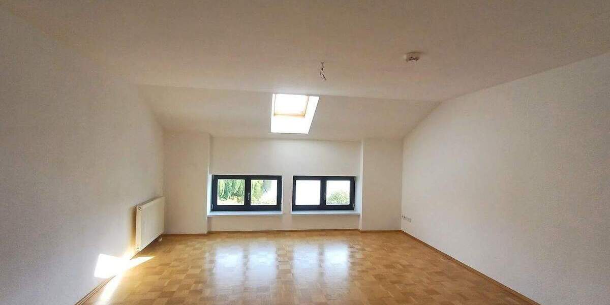 Etagenwohnung Merseburg - 2 Zimmer, 58 m&sup2;, 349&euro; | Angebot:24498778