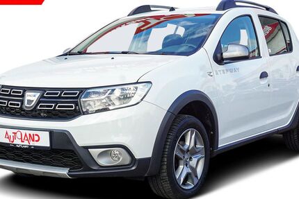 Dacia Sandero 64.918 km 13.950 &euro; Halle 06122