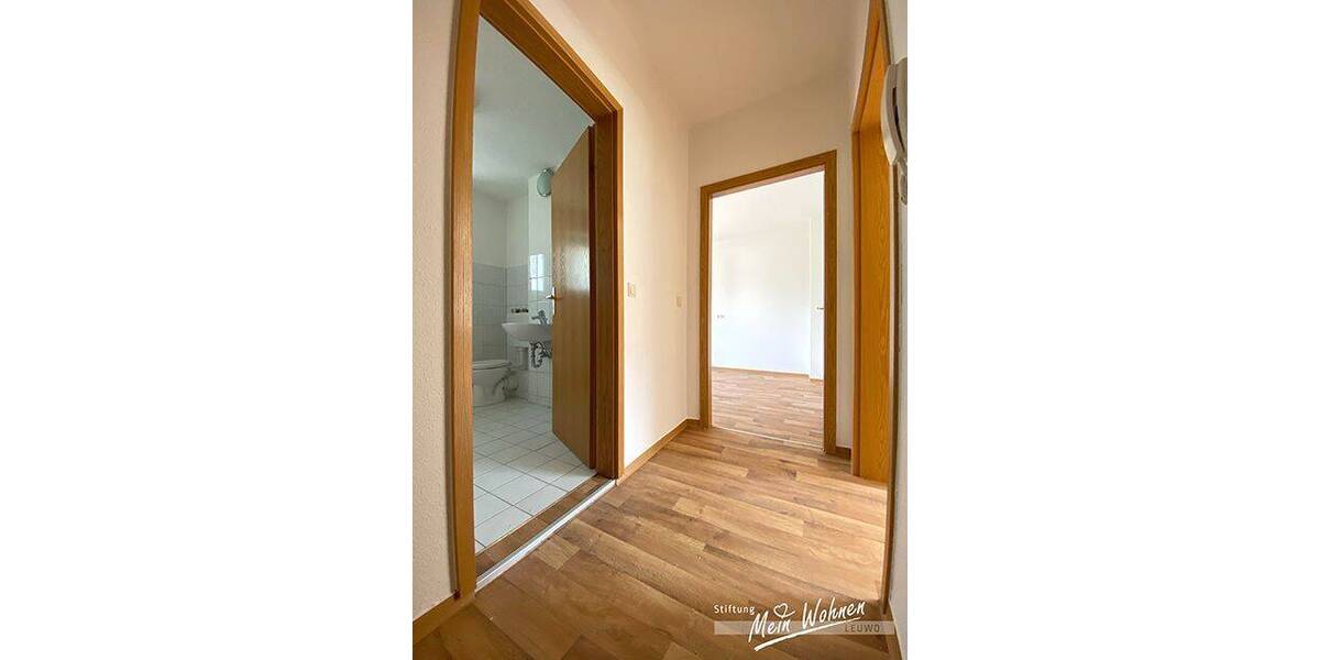 Etagenwohnung Bad Dürrenberg - 3 Zimmer, 64 m&sup2;, 410&euro; | Angebot:26840707